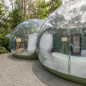 4* Hotel Oom Bubble Boutique