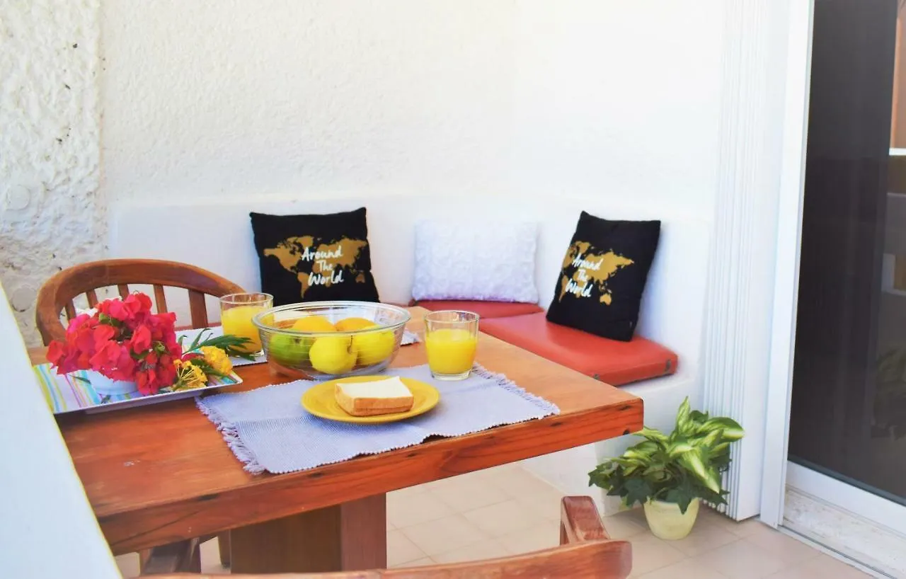 Aparthotel Arrecifes Suites Puerto Morelos